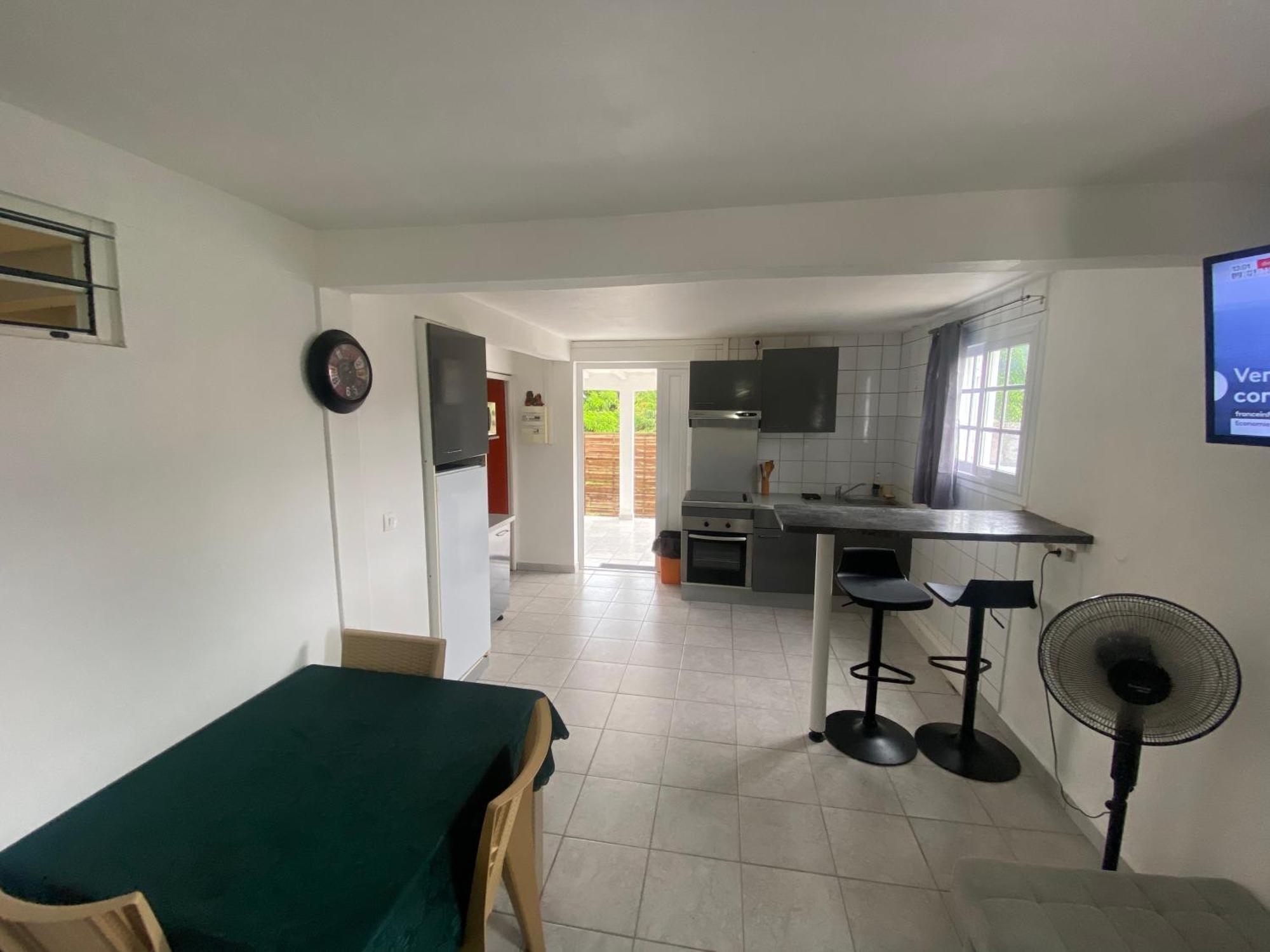 Logement De 40M2 Avec Terrasse, Moderne Et Equipe Petit-Canal Exterior foto